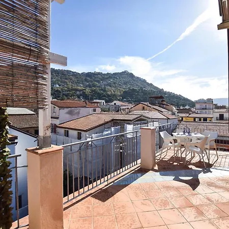 Διαμέρισμα 1 Bedroom Gorgeous In Santa Maria Di Castell Santa Maria di Castellabate